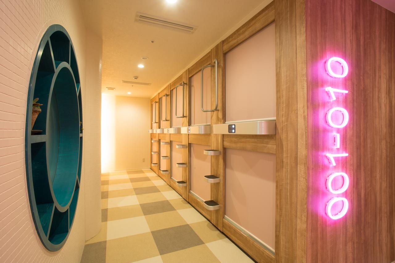 New Japan Lady'S Capsule Hotel Osaka Dış mekan fotoğraf