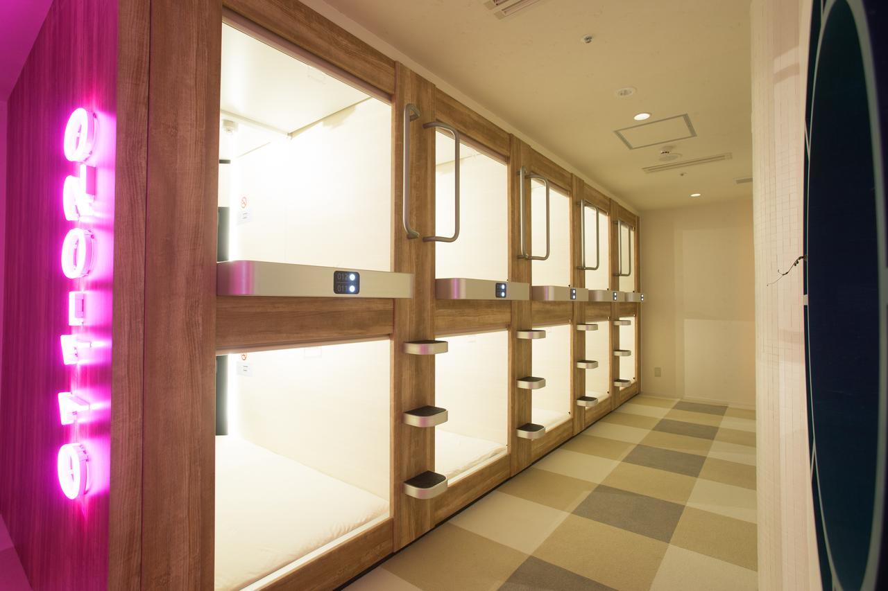 New Japan Lady'S Capsule Hotel Osaka Dış mekan fotoğraf